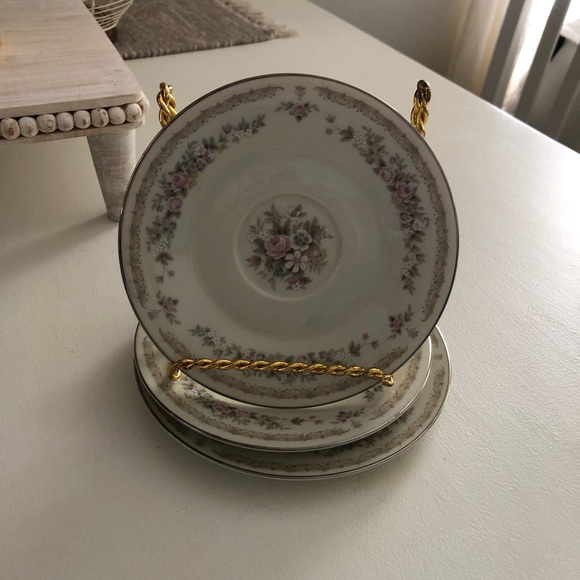 3 Wellington By Celebrity Fine China Of Japan Plates. - Picture 1 of 10